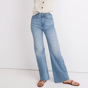 Madewell 11” High-Rise Flare Jeans in Conwell Wash sz 26